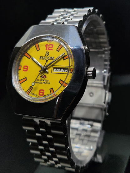 Vintage Ricoh R31 Automatic Yellow Face New Bracelet 21 Jewels Day-Date Men's Wrist Watch AS09