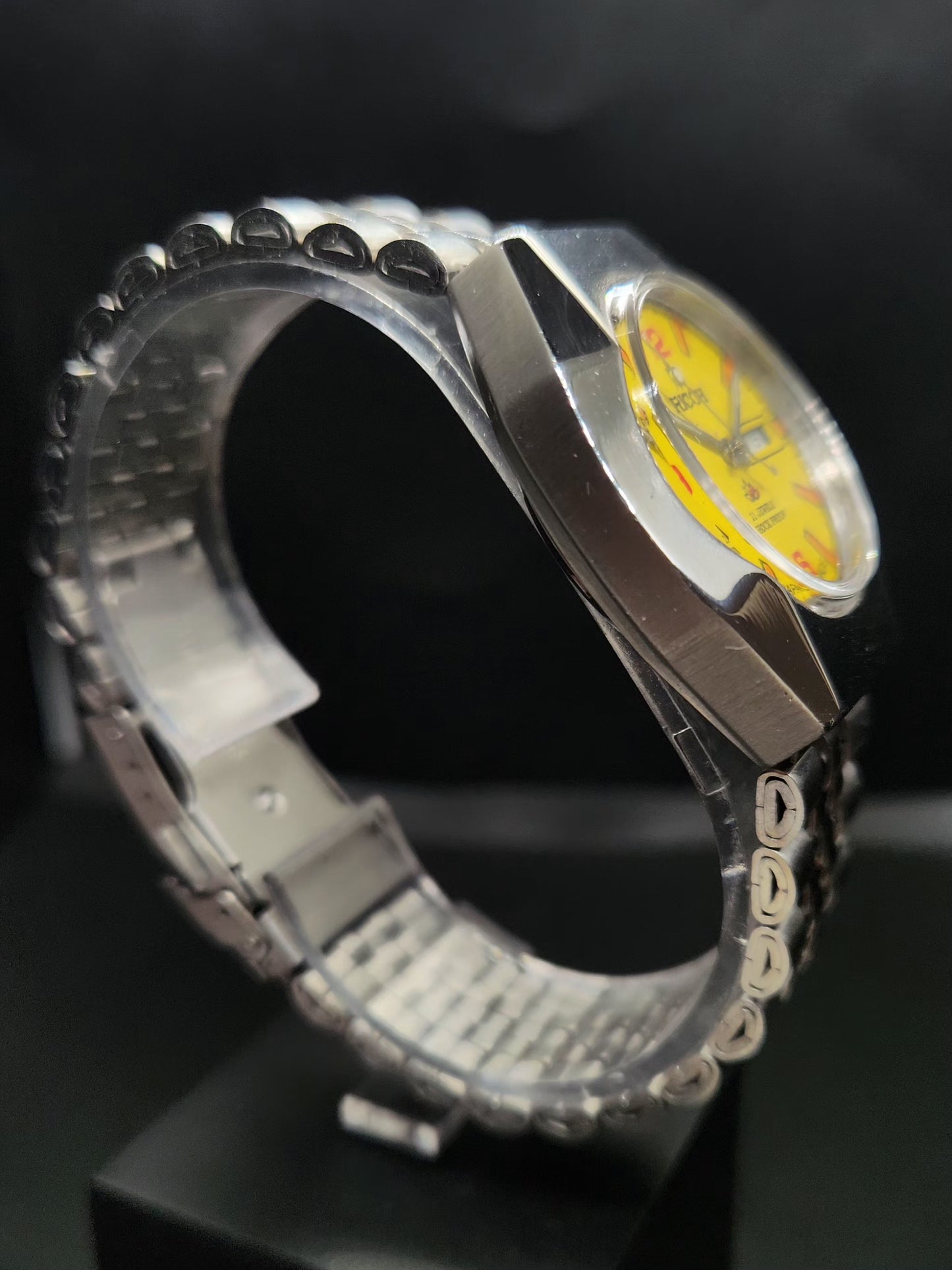 Vintage Ricoh R31 Automatic Yellow Face New Bracelet 21 Jewels Day-Date Men's Wrist Watch AS09