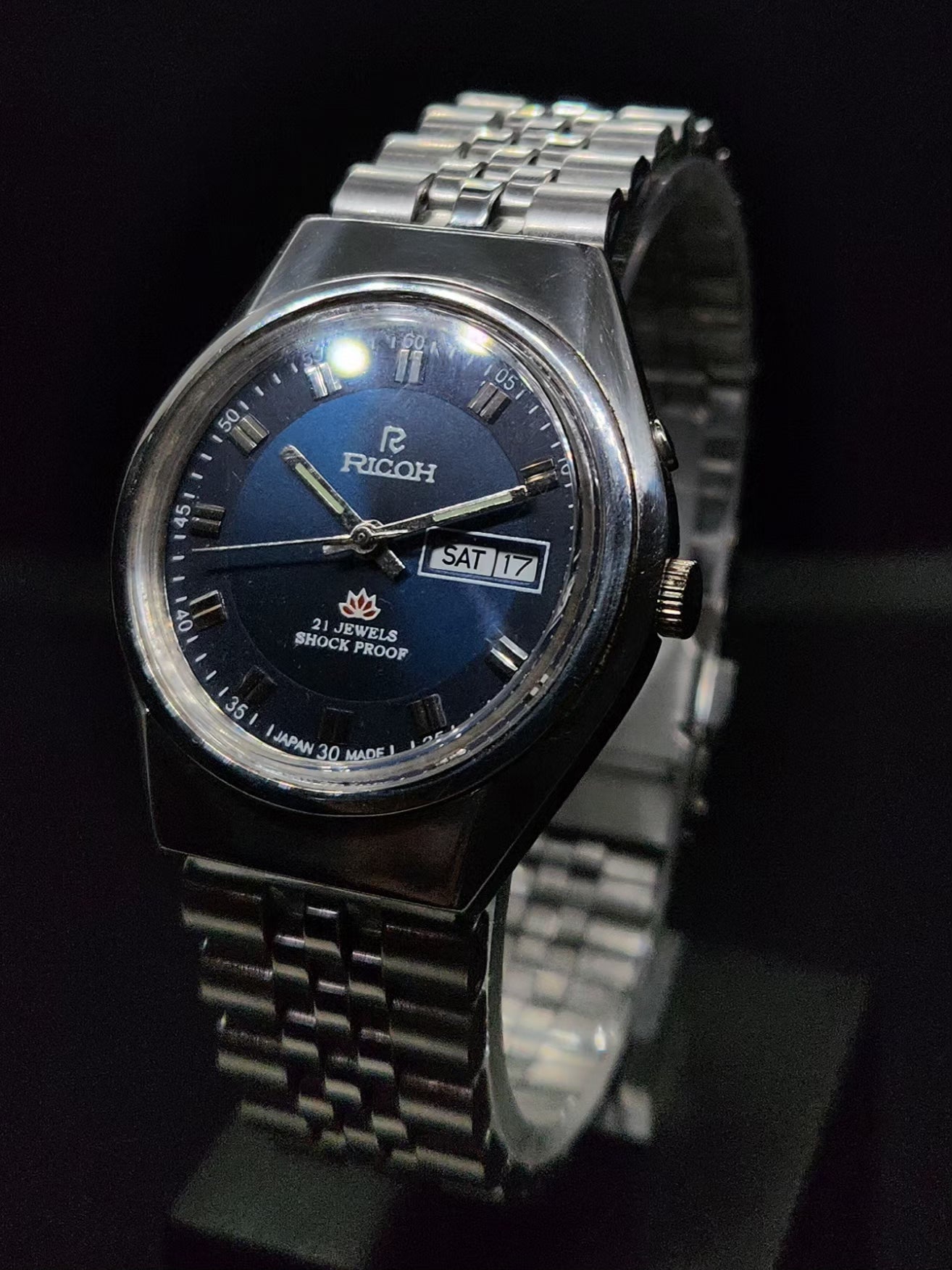 Vintage Ricoh R31 Automatic Blue Face New Bracelet 21 Jewels Day-Date Men's Wrist Watch AS11