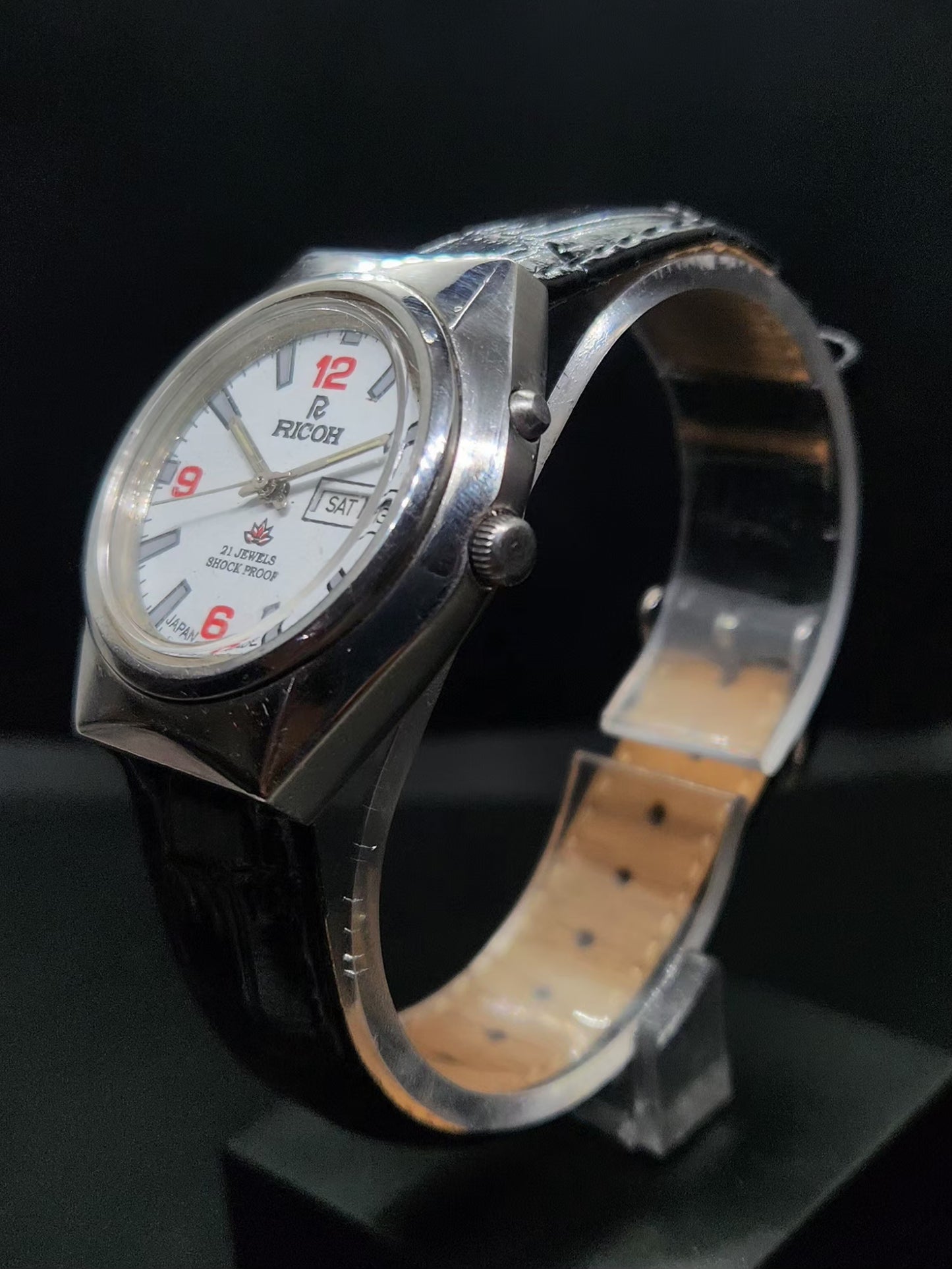 Vintage Ricoh R31 Automatic White Face New Strap 21 Jewels Day-Date Men's Wrist Watch AS12