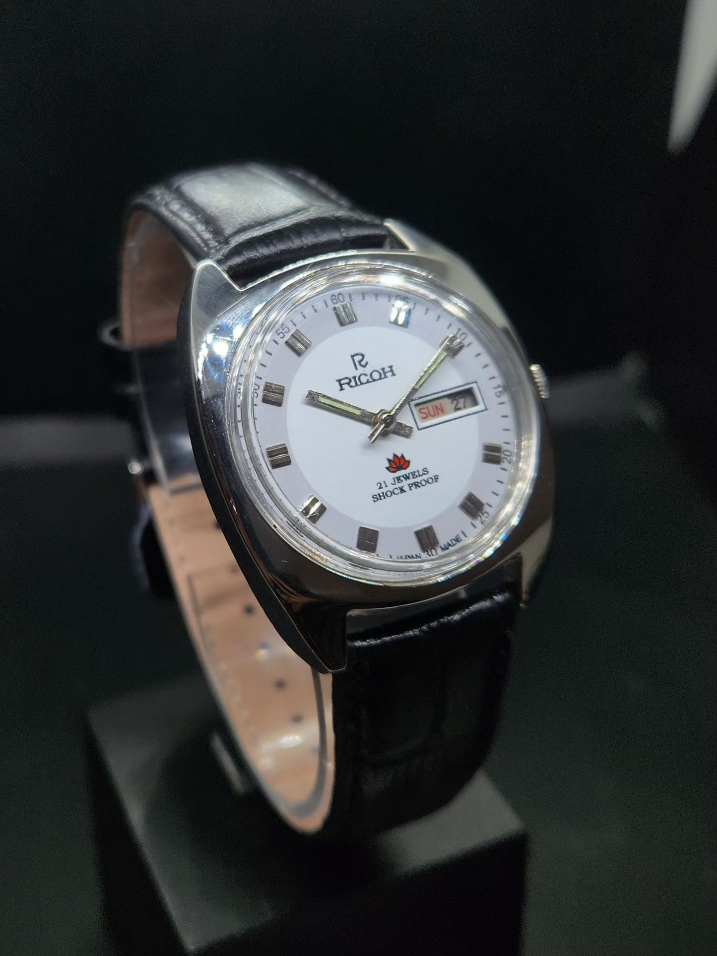 Vintage Ricoh R31 Automatic White Face New Strap 21 Jewels Day-Date Men's Wrist Watch AS14