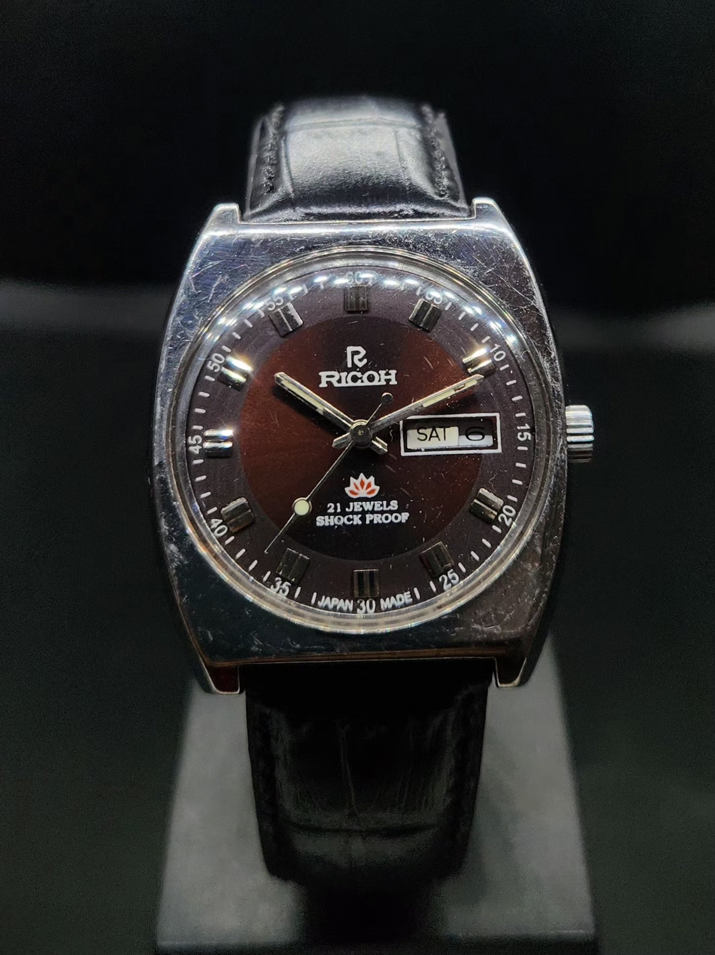 Vintage Ricoh R31 Automatic Brown Face New Strap 21 Jewels Day-Date Men's Wrist Watch AS16
