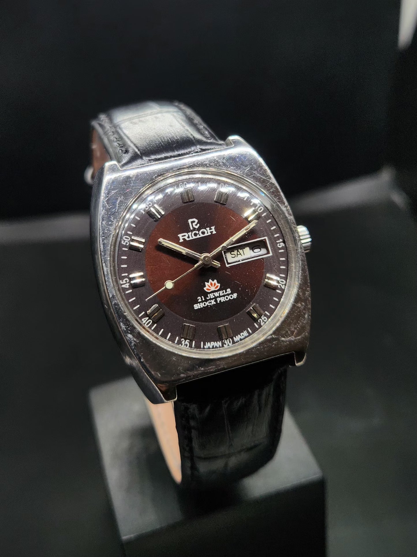 Vintage Ricoh R31 Automatic Brown Face New Strap 21 Jewels Day-Date Men's Wrist Watch AS16