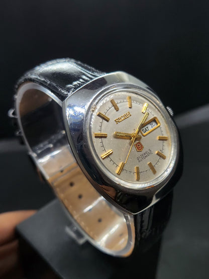 Vintage Ricoh R31 Automatic Silver Face New Strap 21 Jewels Day-Date Men's Wrist Watch AS17