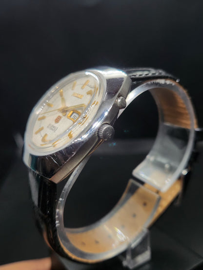 Vintage Ricoh R31 Automatic Silver Face New Strap 21 Jewels Day-Date Men's Wrist Watch AS17