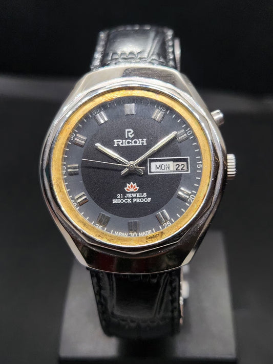 Vintage Ricoh R31 Automatic Black Face New Strap 21 Jewels Day-Date Men's Wrist Watch AS18