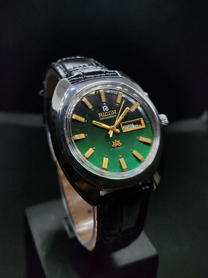 Vintage Ricoh R31 Automatic Green Face New Strap 21 Jewels Day-Date Men's Wrist Watch AS19