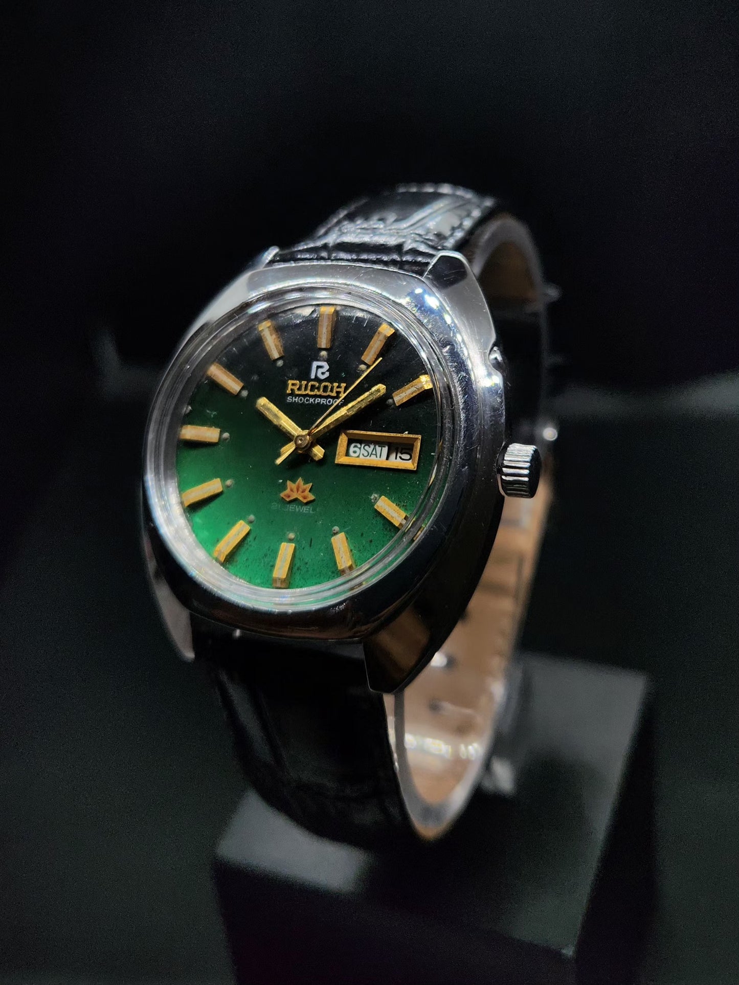 Vintage Ricoh R31 Automatic Green Face New Strap 21 Jewels Day-Date Men's Wrist Watch AS19