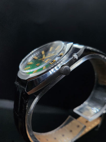Vintage Ricoh R31 Automatic Green Face New Strap 21 Jewels Day-Date Men's Wrist Watch AS19