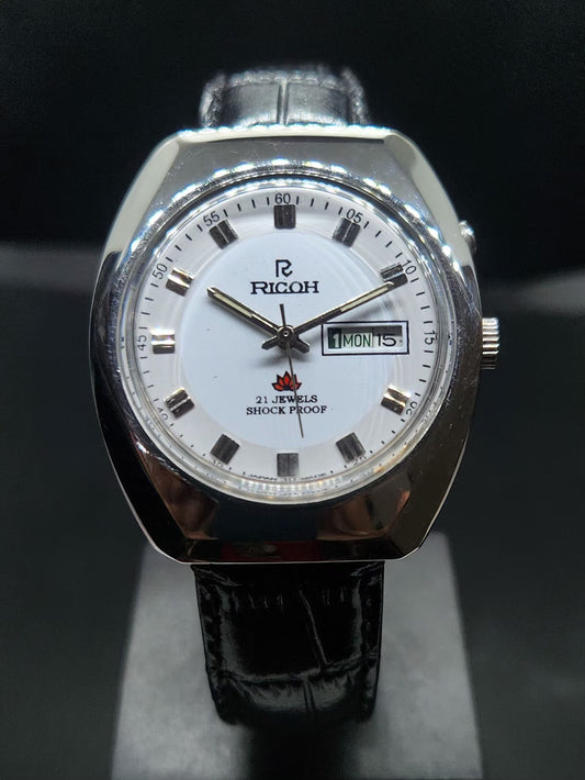 Vintage Ricoh R31 Automatic White Face New Strap 21 Jewels Day-Date Men's Wrist Watch AS20