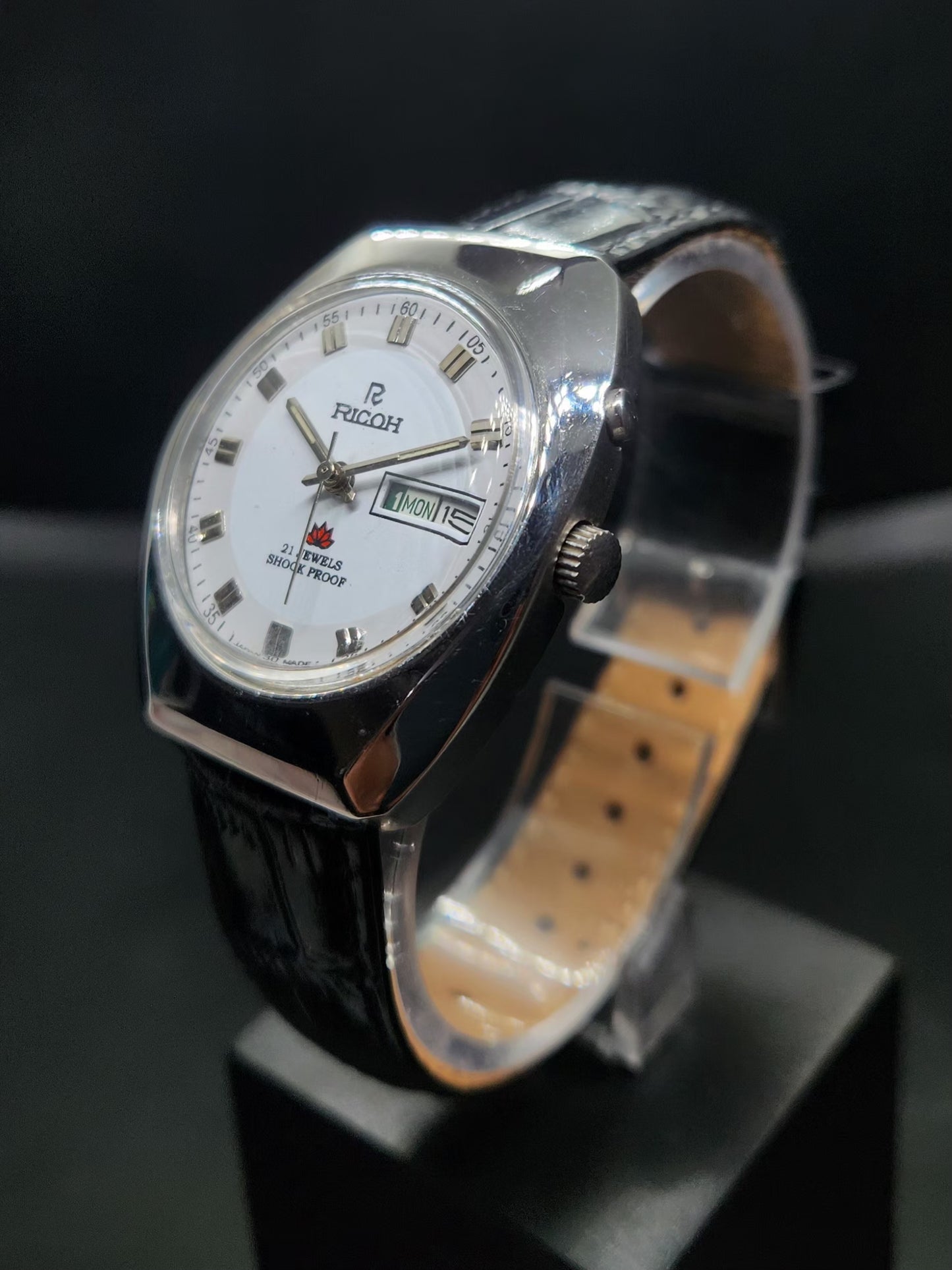 Vintage Ricoh R31 Automatic White Face New Strap 21 Jewels Day-Date Men's Wrist Watch AS20