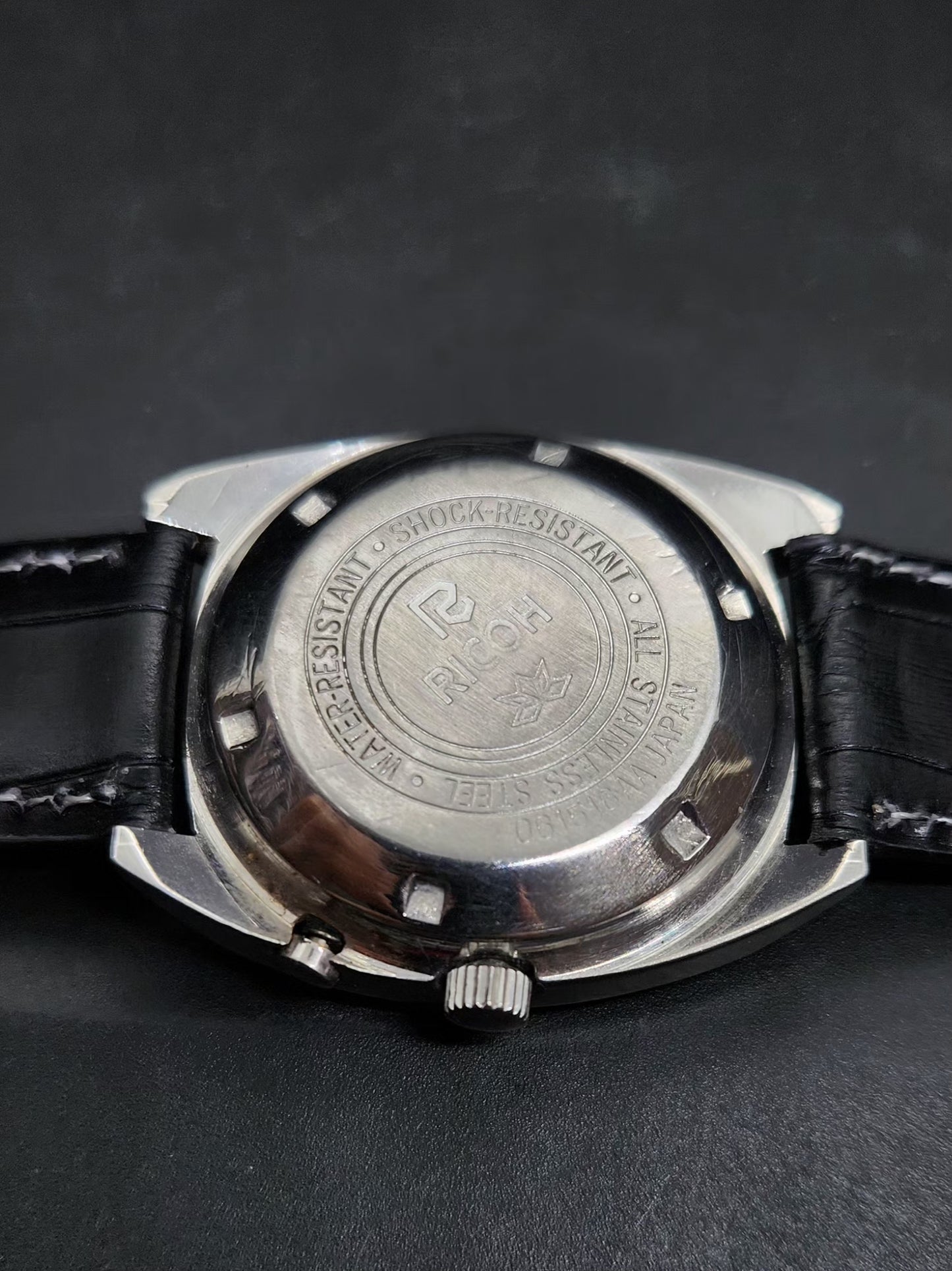 Vintage Ricoh R31 Automatic Black Face New Strap 21 Jewels Day-Date Men's Wrist Watch AS23