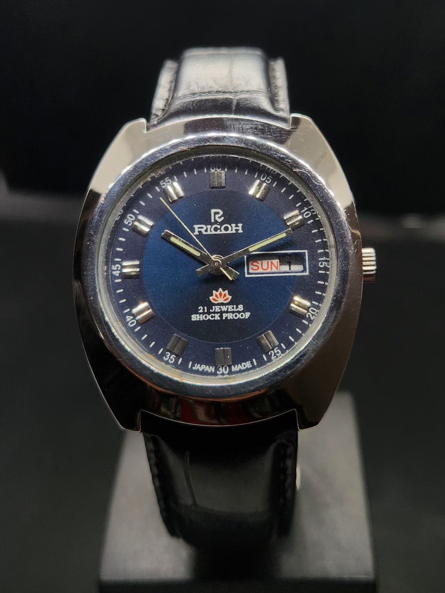 Vintage Ricoh R31 Automatic Blue Face New Strap 21 Jewels Day-Date Men's Wrist Watch AS25