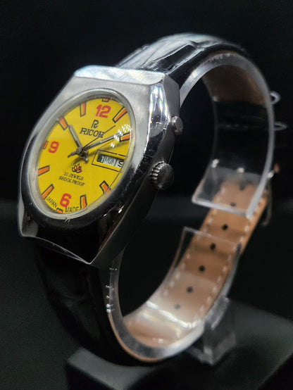 Vintage Ricoh R31 Automatic Yellow Face New Strap 21 Jewels Day-Date Men's Wrist Watch AS28