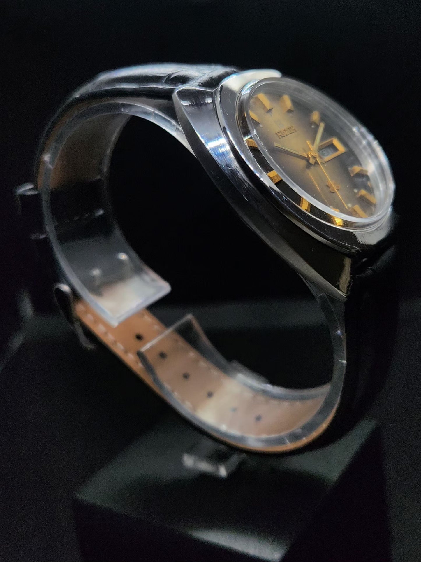 Vintage Ricoh R31 Automatic Brown Face New Strap 21 Jewels Day-Date Men's Wrist Watch AS29