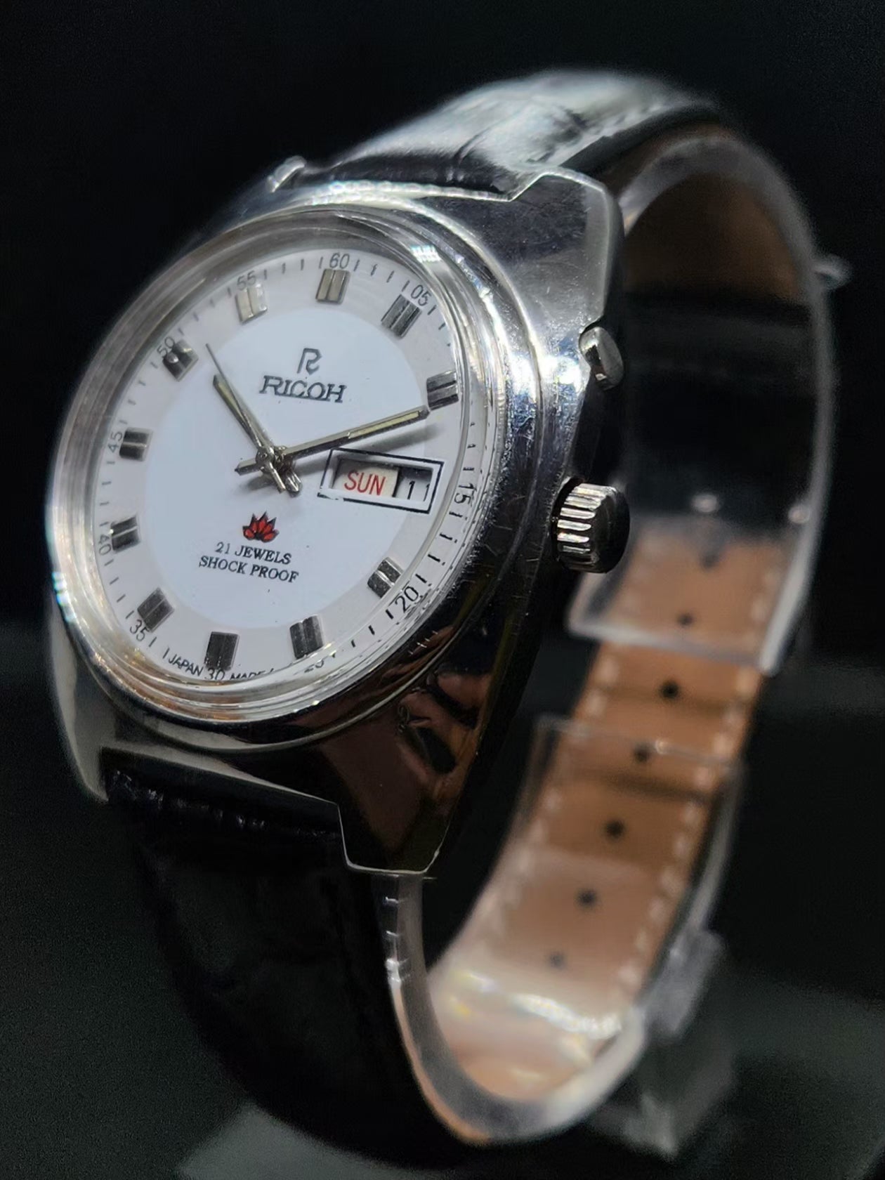 Vintage Ricoh R31 Automatic White Face New Strap 21 Jewels Day-Date Men's Wrist Watch AS31