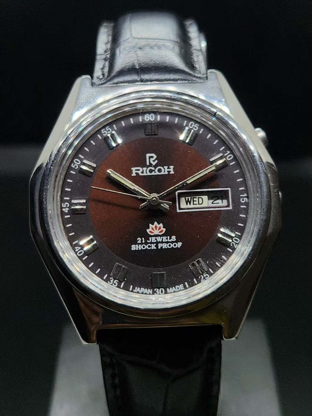 Vintage Ricoh R31 Automatic Brown Face New Strap 21 Jewels Day-Date Men's Wrist Watch AS32