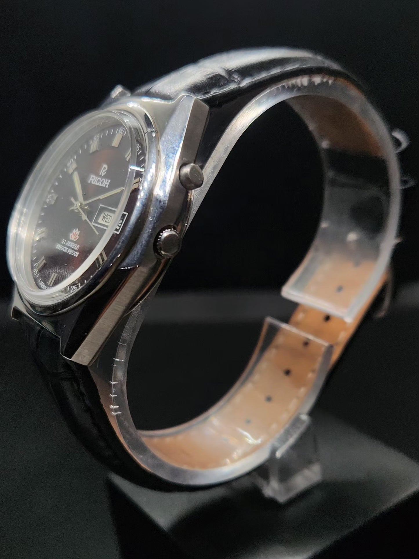 Vintage Ricoh R31 Automatic Brown Face New Strap 21 Jewels Day-Date Men's Wrist Watch AS32