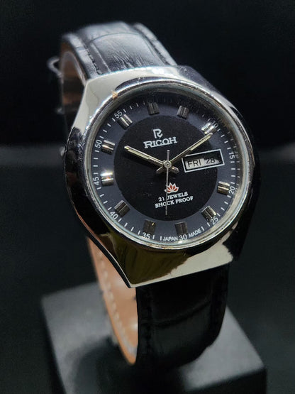 Vintage Ricoh R31 Automatic Black Face New Strap 21 Jewels Day-Date Men's Wrist Watch AS33