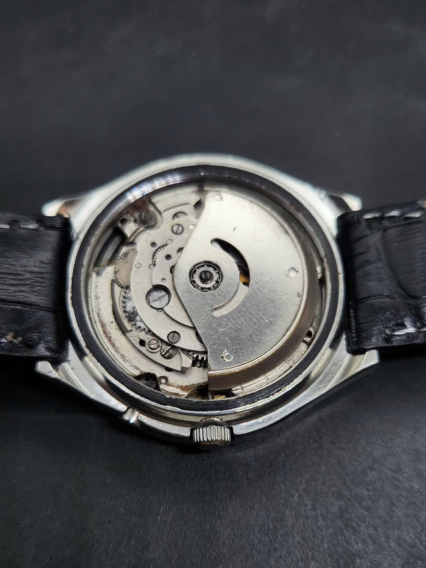 Vintage Ricoh R31 Automatic Black Face New Strap 21 Jewels Day-Date Men's Wrist Watch AS33