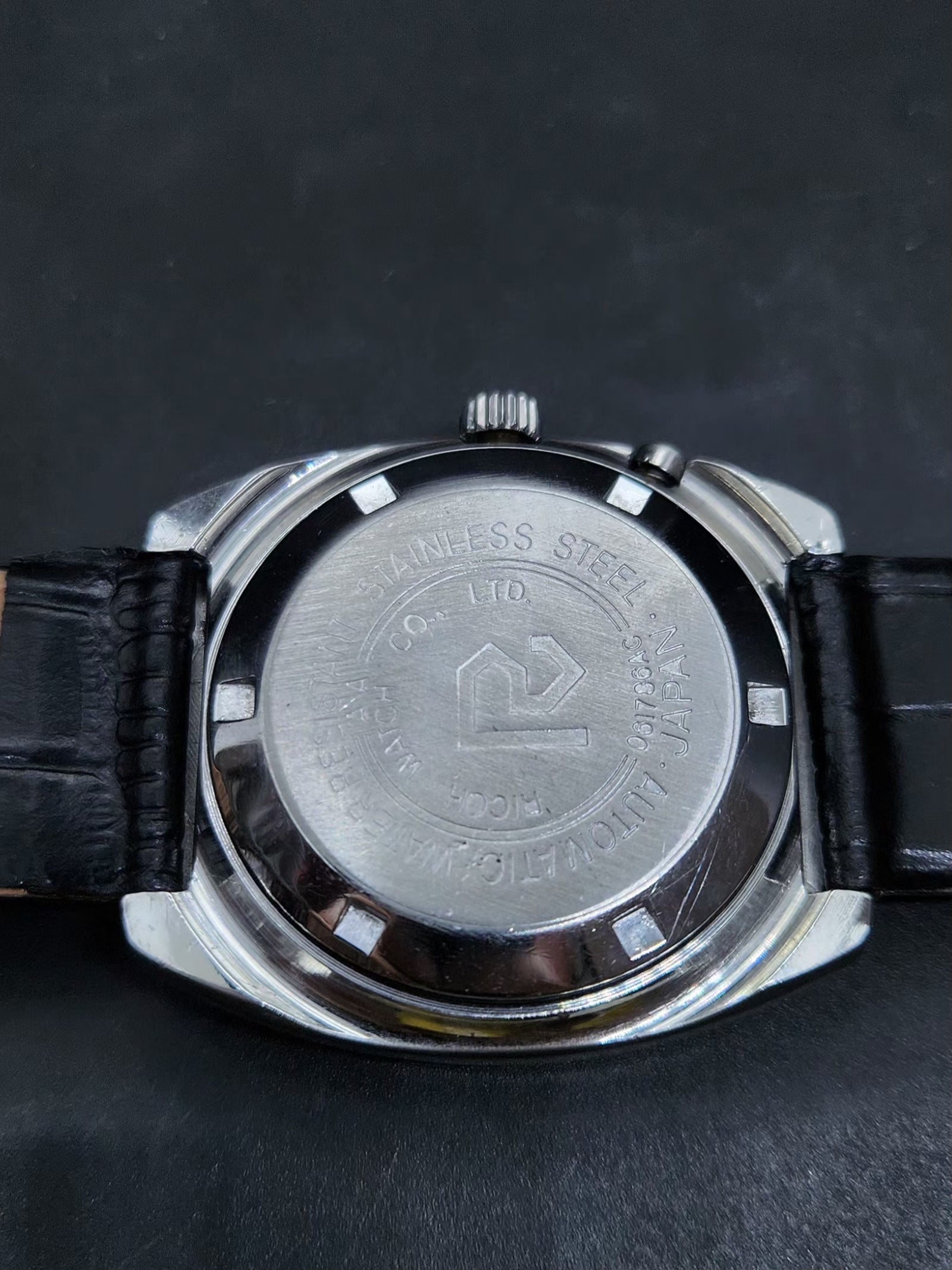 Vintage Ricoh R31 Automatic Green Face New Strap 21 Jewels Day-Date Men's Wrist Watch AS35