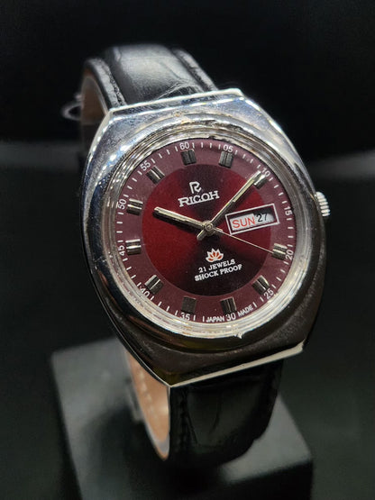 Vintage Ricoh R31 Automatic Red Face New Strap 21 Jewels Day-Date Men's Wrist Watch AS37