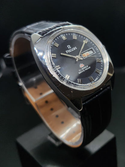 Vintage Ricoh R31 Automatic Black Face New Strap 21 Jewels Day-Date Men's Wrist Watch AS38