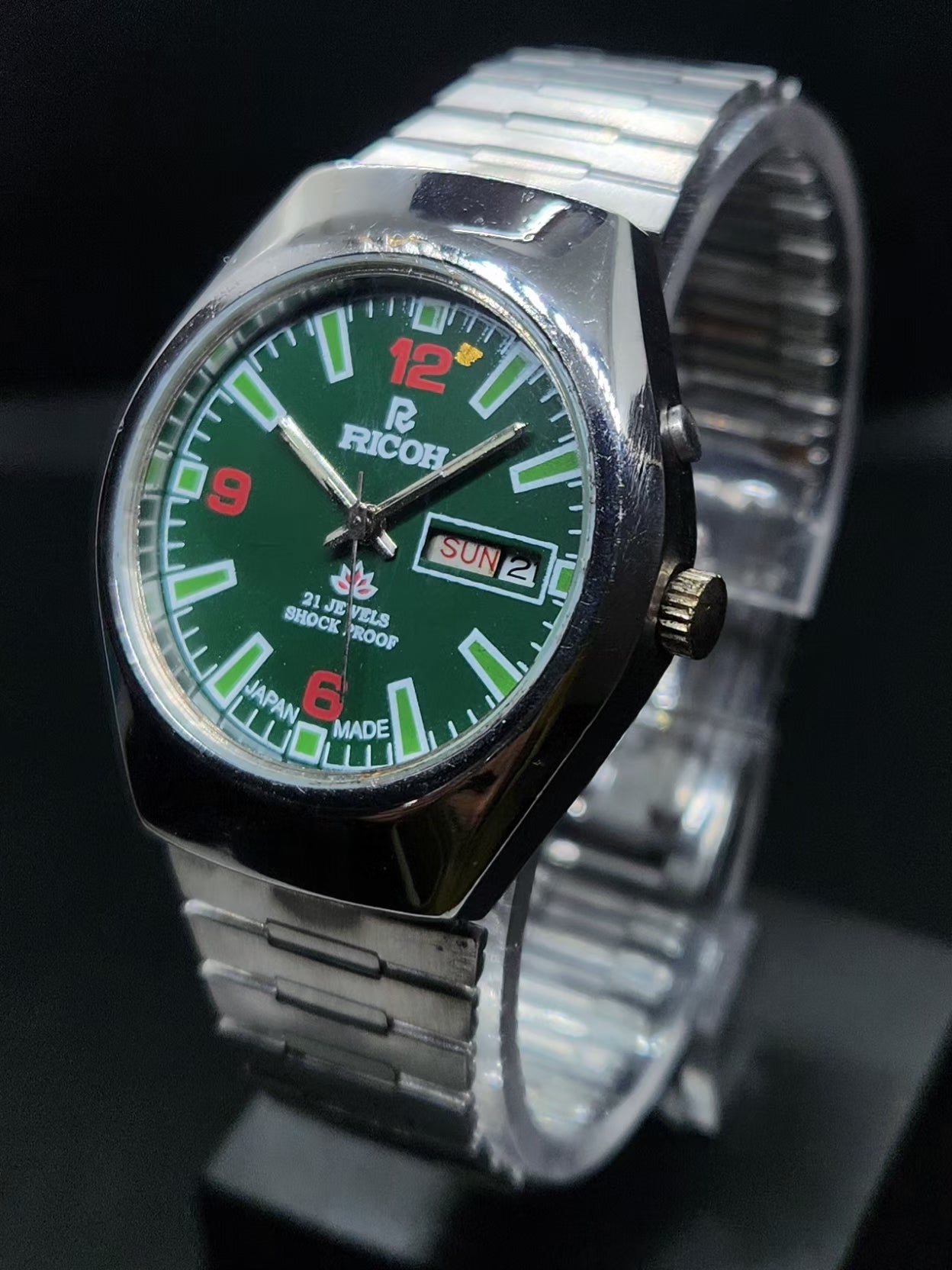 Vintage Ricoh R31 Automatic Green Face New Bracelet 21 Jewels Day-Date Men's Wrist Watch AS40