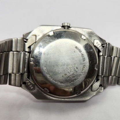 Vintage 1976 Original Seiko 5 Automatic 6110-8000 Silver face 21 Jewels Day-Date Japanese Men's Wrist Watch OG206