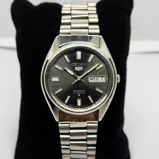 Vintage 1971 Original Seiko 5 Automatic 6119-8000 Black face 21 Jewels Day-Date Japanese Men's Wrist Watch OG208