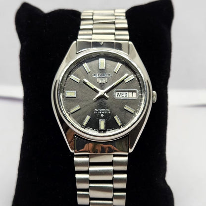 Vintage 1971 Original Seiko 5 Automatic 6119-8000 Black face 21 Jewels Day-Date Japanese Men's Wrist Watch OG208