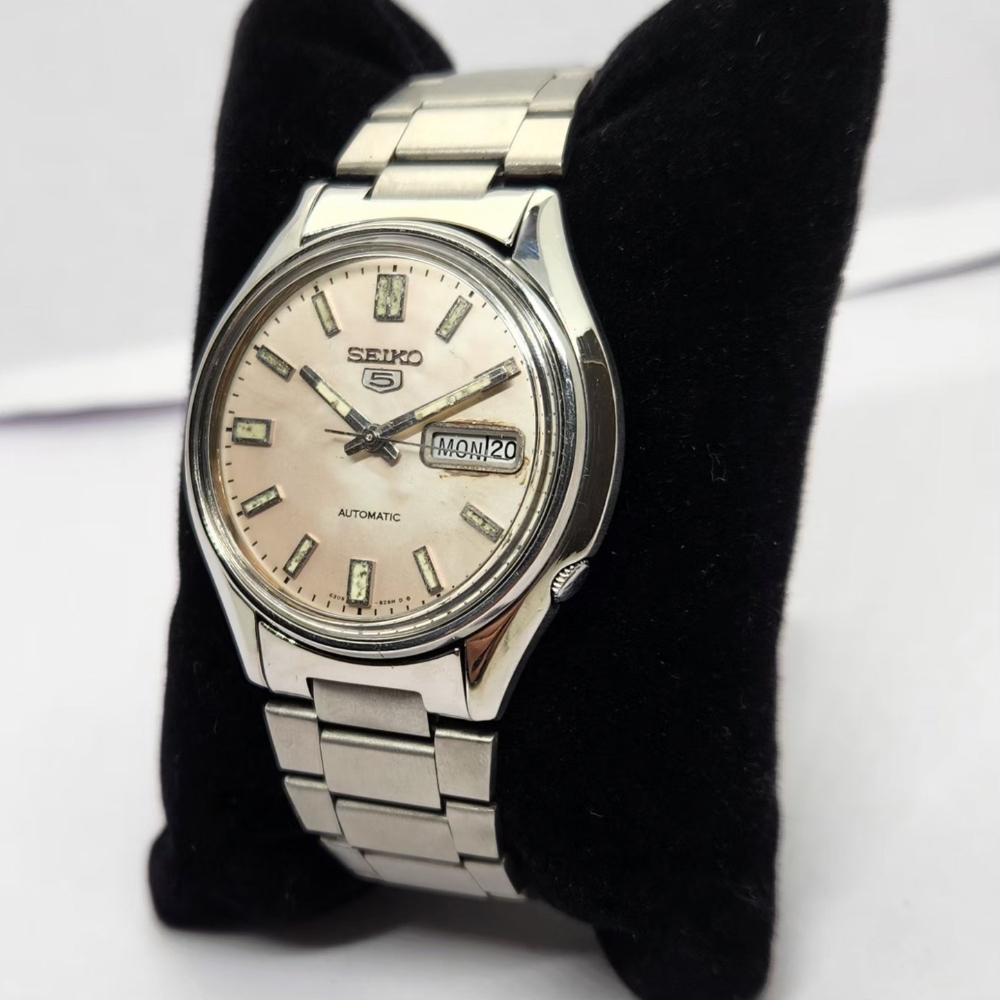Vintage 1983 Original Seiko 5 Automatic 6309-8230 Silver face 17 Jewels Day-Date Japanese Men's Wrist Watch OG210