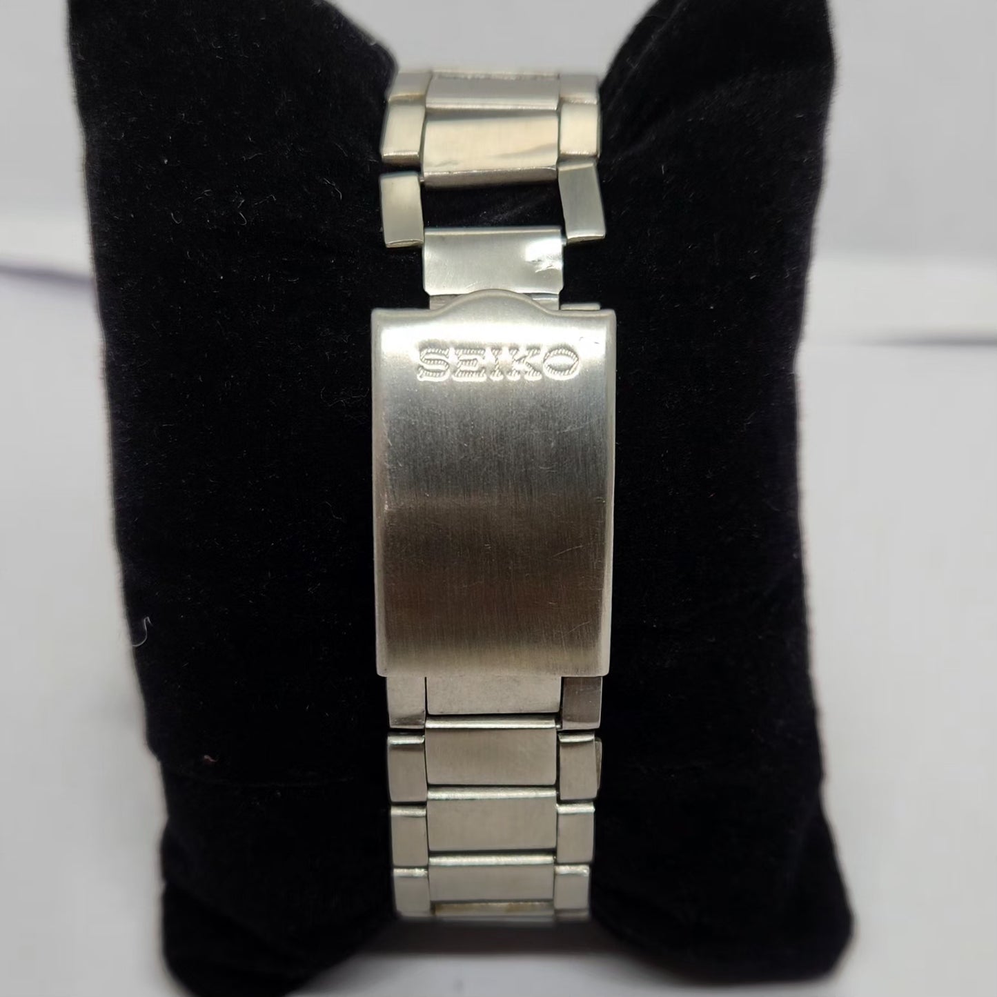 Vintage 1983 Original Seiko 5 Automatic 6309-8230 Silver face 17 Jewels Day-Date Japanese Men's Wrist Watch OG210