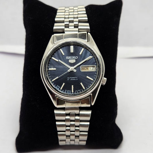 Vintage 1980 Original Seiko 5 Automatic 7s26-3100 Blue face 17 Jewels Day-Date Japanese Men's Wrist Watch OG211
