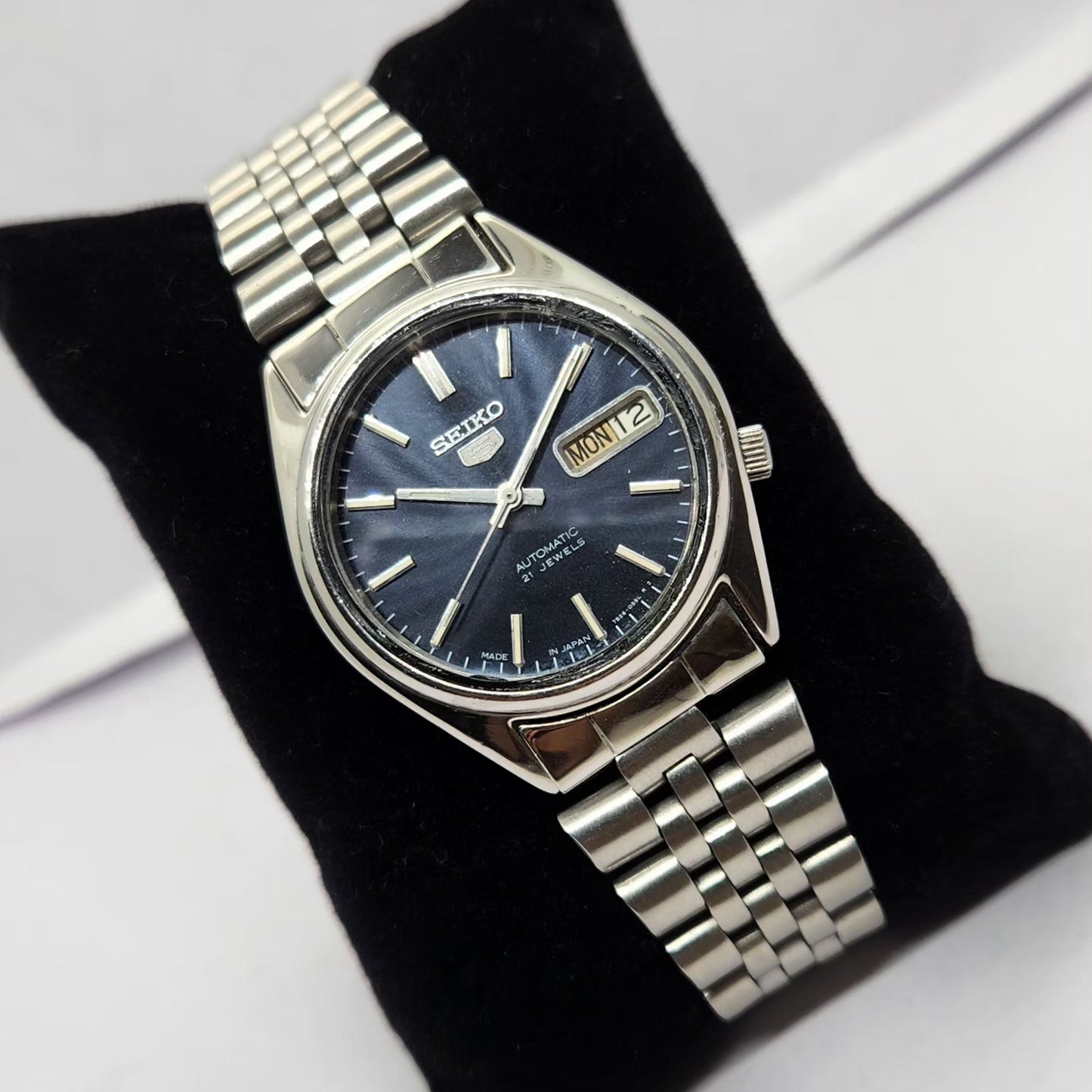 Vintage 1980 Original Seiko 5 Automatic 7s26-3100 Blue face 17 Jewels Day-Date Japanese Men's Wrist Watch OG211