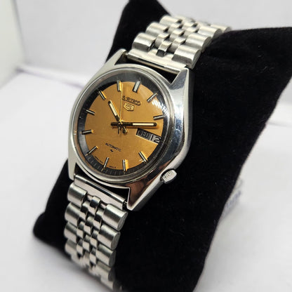 Vintage 1976 Original Seiko 5 Automatic 7009-8040 Gold face 17 Jewels Day-Date Japanese Men's Wrist Watch OG213
