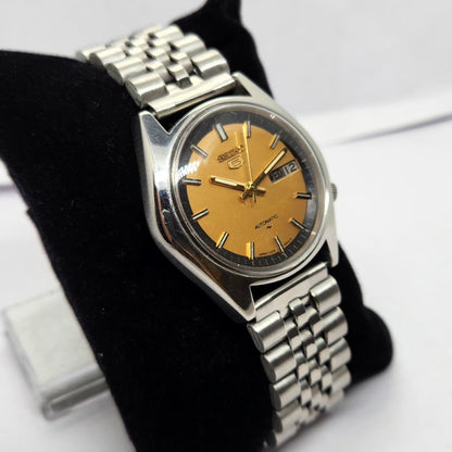 Vintage 1976 Original Seiko 5 Automatic 7009-8040 Gold face 17 Jewels Day-Date Japanese Men's Wrist Watch OG213