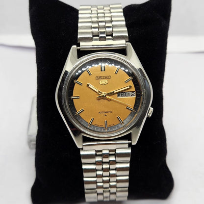 Vintage 1976 Original Seiko 5 Automatic 7009-8040 Gold face 17 Jewels Day-Date Japanese Men's Wrist Watch OG213