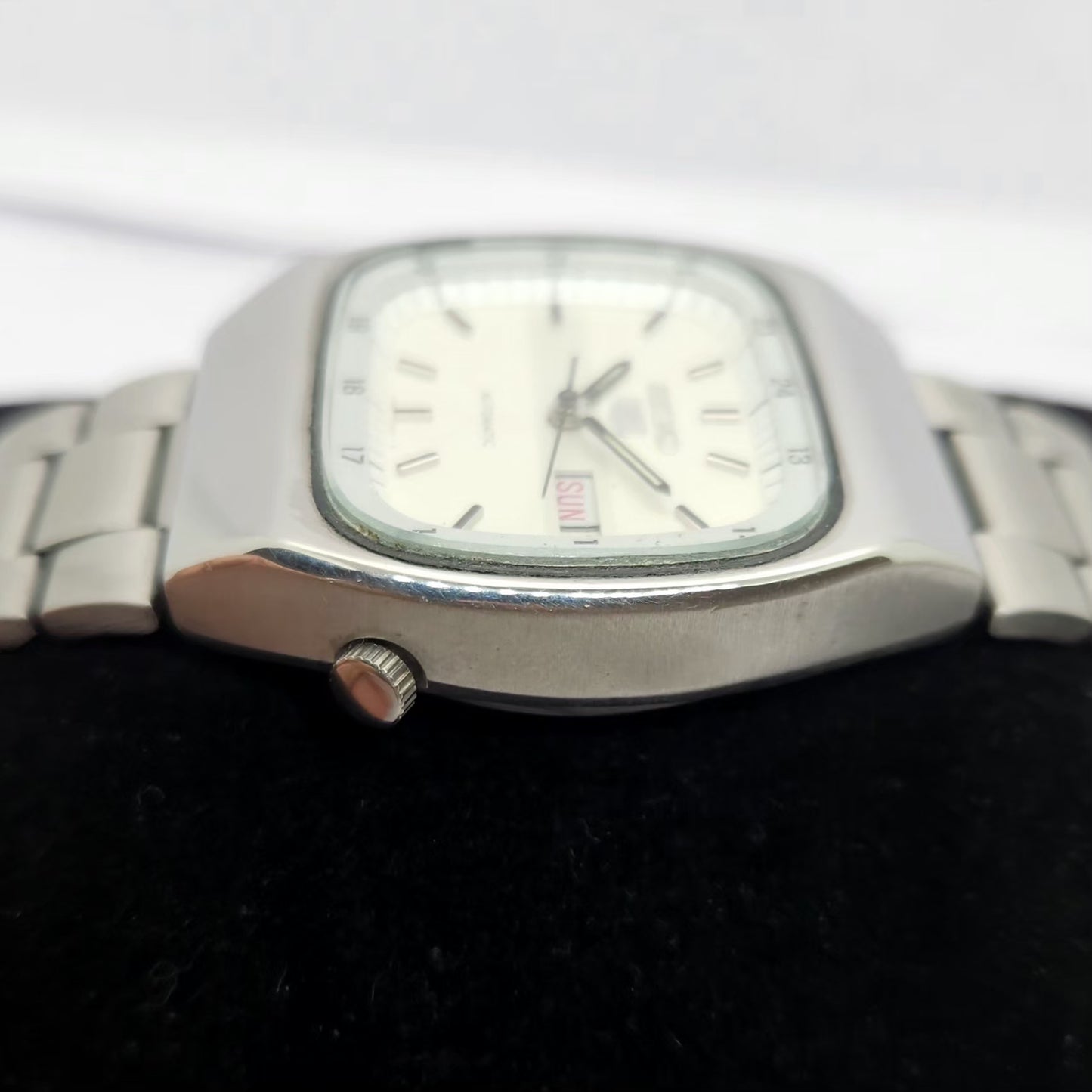 Vintage 1981 Original Seiko 5 Automatic 6309-523A White face 17 Jewels Day-Date Japanese Men's Wrist Watch OG214