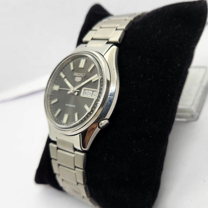 Vintage 1981 Original Seiko 5 Automatic 6309-8230 Black face Day-Date SNXS79K1 Men's Wrist Watch OG215