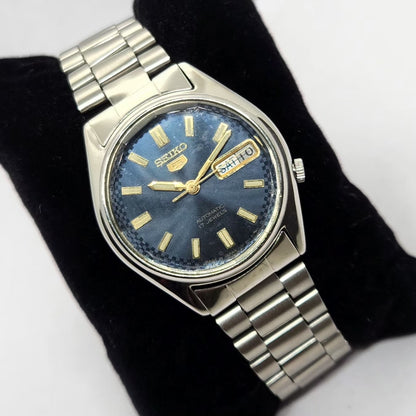 Vintage 1980 Original Seiko 5 Automatic 7009-876A Blue face 17 Jewels Day-Date Japanese Men's Wrist Watch OG216