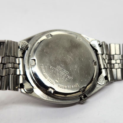 Vintage 1983 Original Seiko 5 Automatic 7009-3740 Salamon face 17 Jewels Day-Date Japanese Men's Wrist Watch OG217