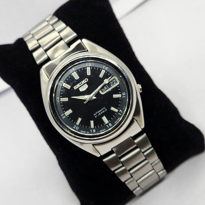 Vintage 1981 Original Seiko 5 Automatic 7S26-03E0 Black face 21 Jewels Day-Date Japanese Men's Wrist Watch OG218