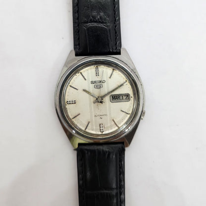 Vintage 1984 Original Seiko 5 Automatic 7009-8750 Silver Face 17 Jewels Day-Date Japanese Men's Wrist Watch OG221