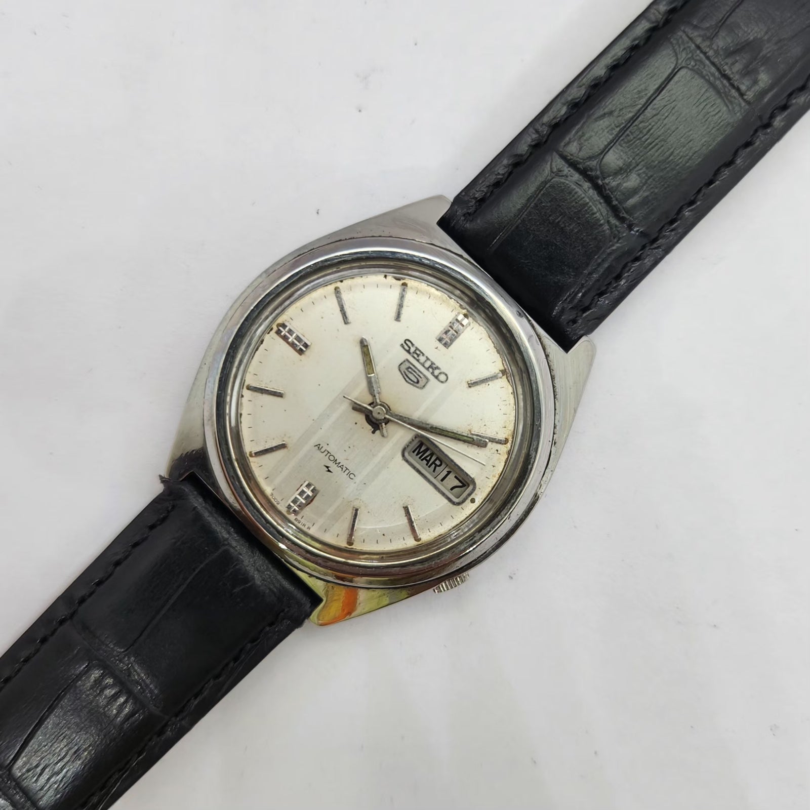 Vintage 1984 Original Seiko 5 Automatic 7009-8750 Silver Face 17 Jewels Day-Date Japanese Men's Wrist Watch OG221