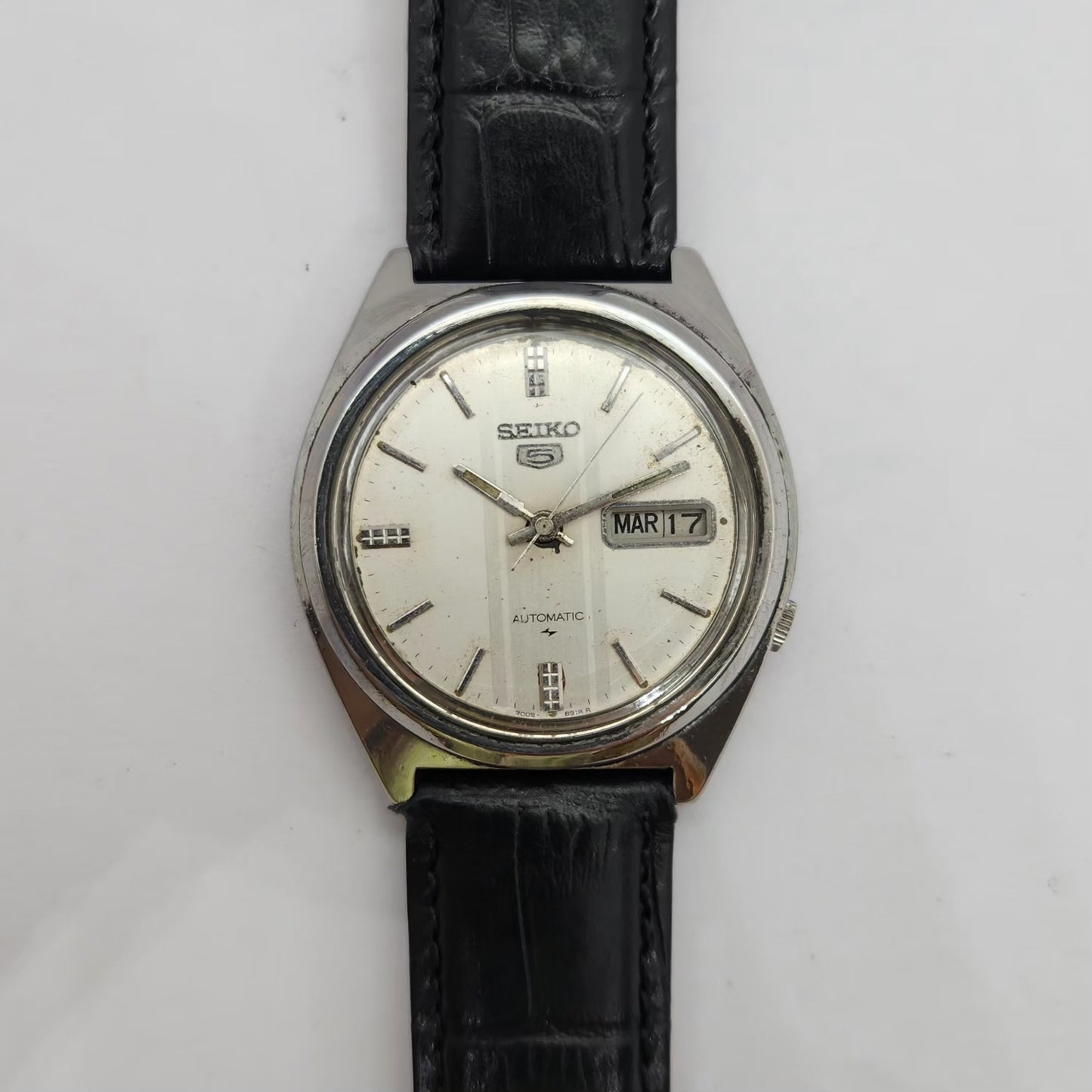 Vintage 1984 Original Seiko 5 Automatic 7009-8750 Silver Face 17 Jewels Day-Date Japanese Men's Wrist Watch OG221