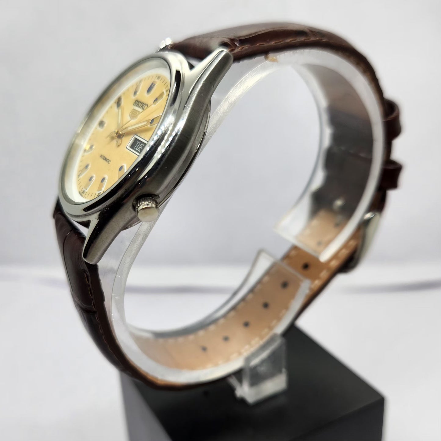 Vintage 1981 Original Seiko 5 Automatic 7S26-3040 Yellow face 21 Jewels Day-Date Japanese Men's Wrist Watch OG223