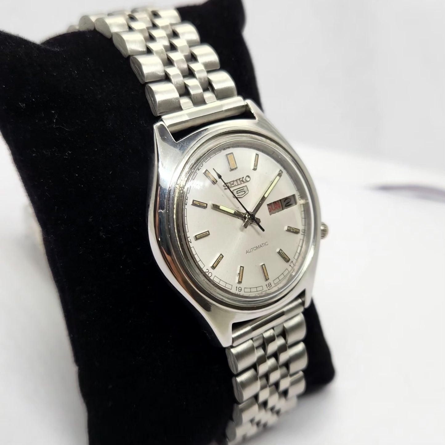 Vintage 1981 Original Seiko 5 Automatic 7009-4020 Silver face 17 Jewels Day-Date Japanese Men's Wrist Watch OG216