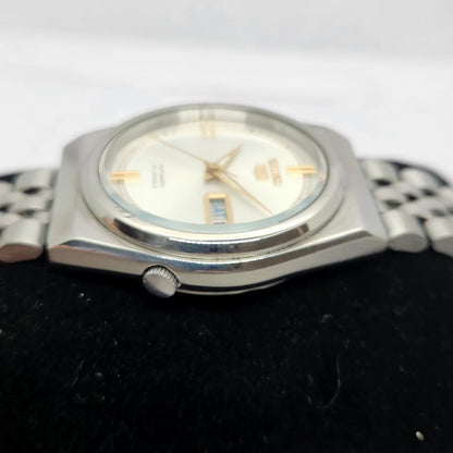 Vintage 1974 Original Seiko 5 Automatic 7019-8150 Silver face 17 Jewels Day-Date Japanese Men's Wrist Watch OG218