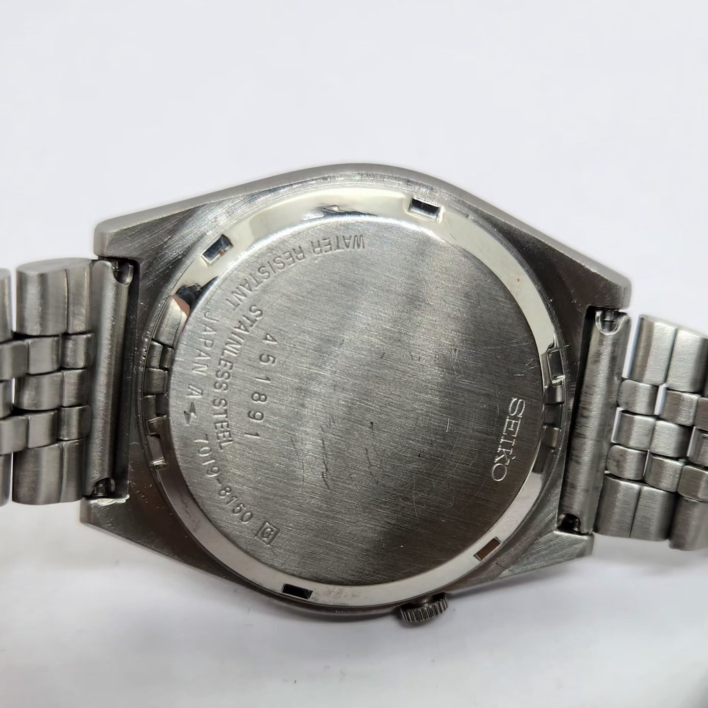 Vintage 1974 Original Seiko 5 Automatic 7019-8150 Silver face 17 Jewels Day-Date Japanese Men's Wrist Watch OG218